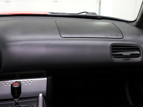 Used 2004 Honda S2000 image 57