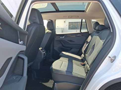 New 2026 Volkswagen Tiguan SE AWD/4WD image 5