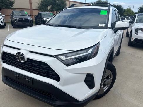Used 2025 Toyota RAV4 XLE w/ Convenience Package AWD/4WD image 6
