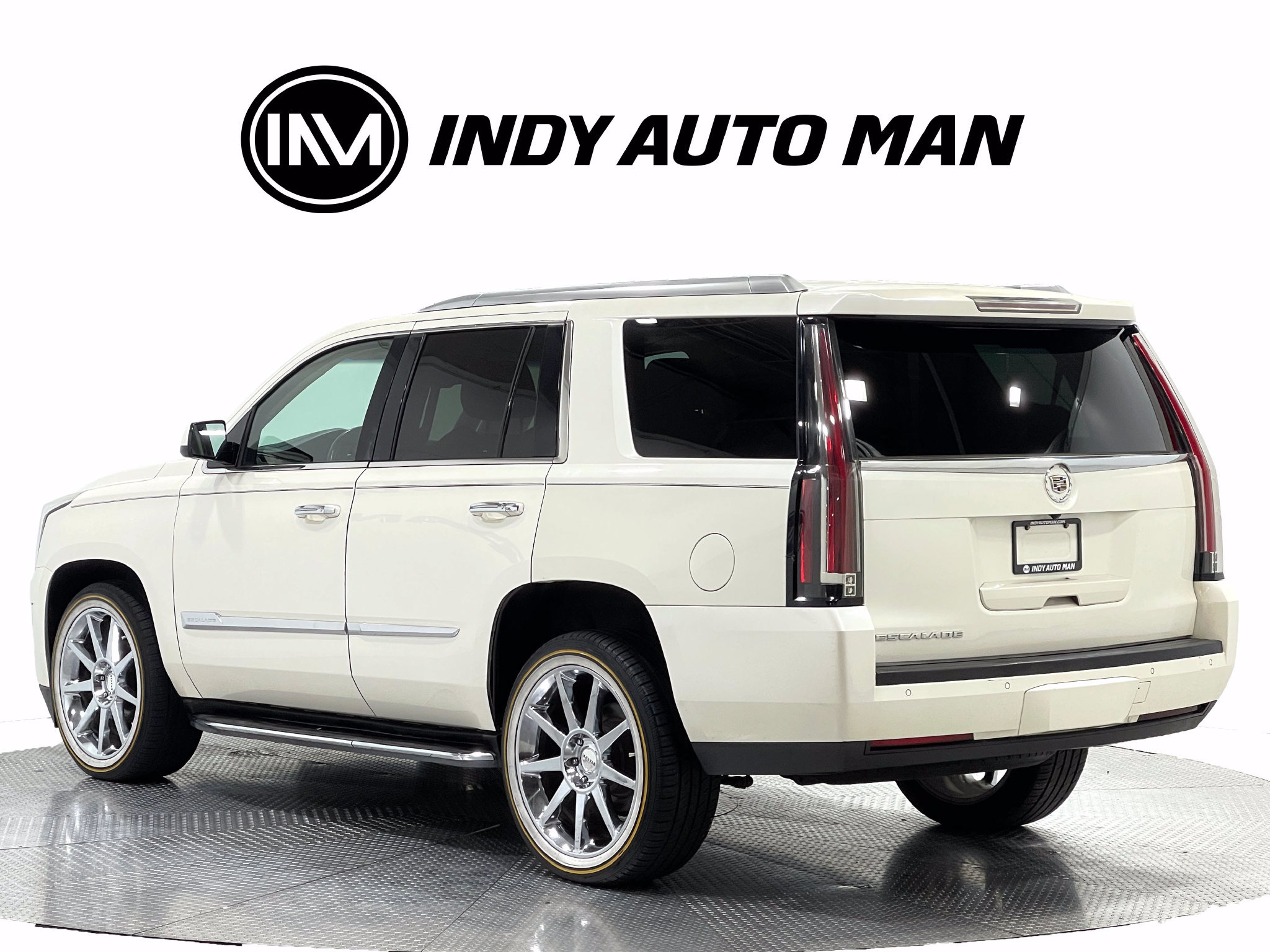Used 2015 Cadillac Escalade Premium AWD/4WD image 6