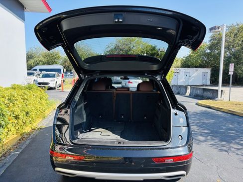 Used 2018 Audi Q5 2.0T Premium Plus w/ Premium Plus Package image 13