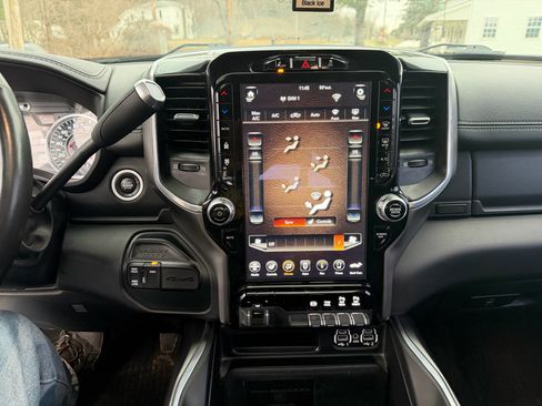 Used 2021 RAM 2500 Laramie image 33