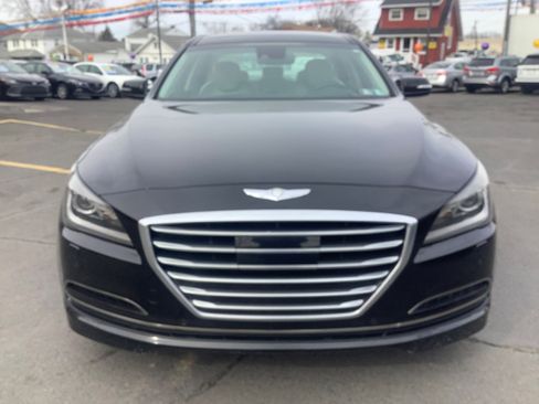 Used 2015 Hyundai Genesis 3.8 w/ Option Group 04 image 2