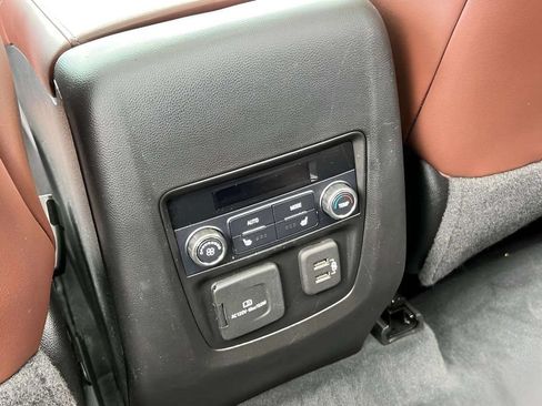Used 2021 Buick Enclave Avenir w/ Avenir Technology Package AWD/4WD image 14