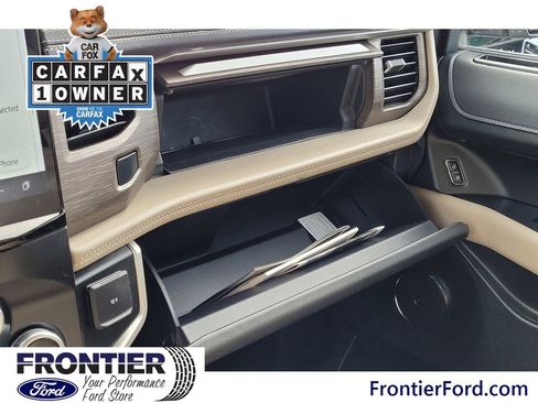 Used 2023 Ford Expedition Max Limited image 27