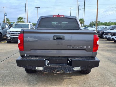 Used 2021 Toyota Tundra SR5 w/ SR5 Upgrade Package AWD/4WD image 5