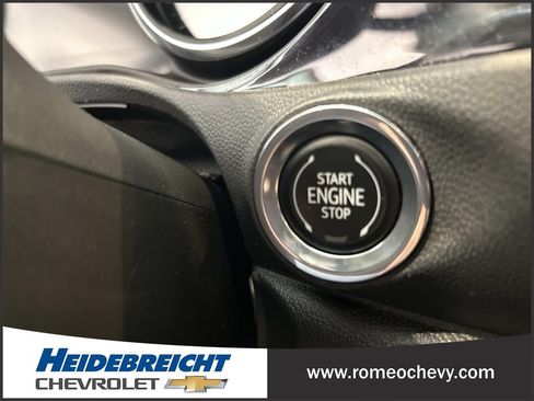 Used 2023 Buick Encore GX Select w/ Experience Buick Package AWD/4WD image 29