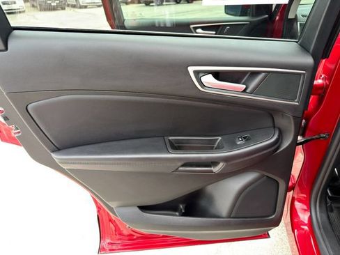 Used 2024 Ford Edge SEL w/ Convenience Package AWD/4WD image 17
