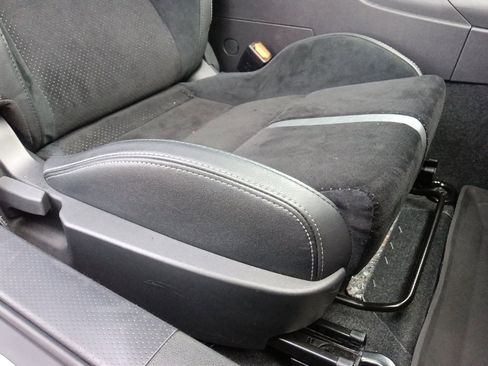 Used 2023 Toyota GR86 Premium image 29