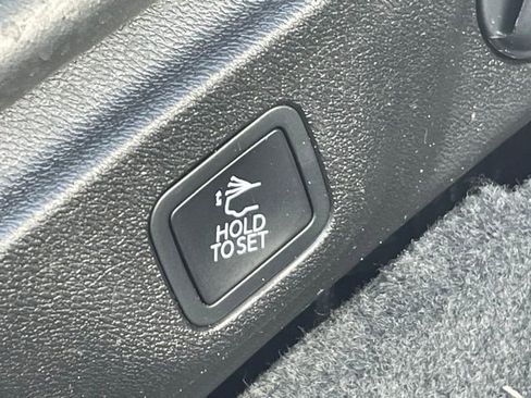 Used 2024 Dodge Charger R/T w/ Plus Group image 11