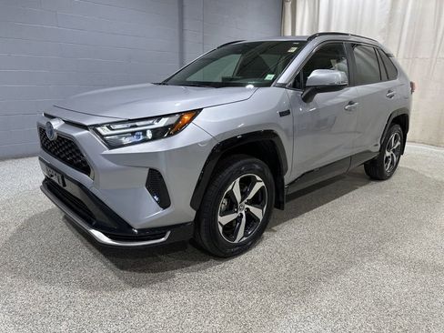 Certified 2023 Toyota RAV4 SE image 4