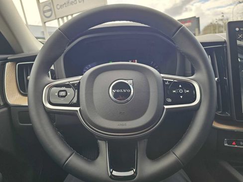 Used 2026 Volvo XC60 B5 Ultra w/ Protection Package Premier image 23