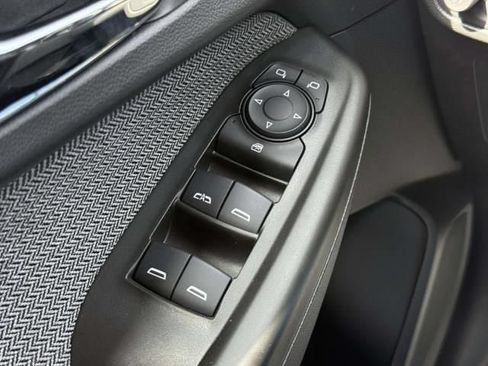 Used 2023 Chevrolet TrailBlazer LS FWD image 15