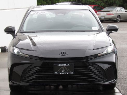 Used 2026 Toyota Camry LE w/ Preferred Package 2 (TMS) FWD image 3