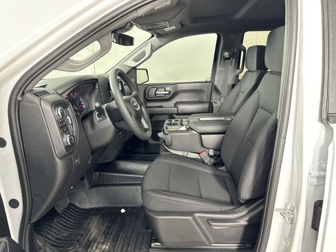 Used 2024 GMC Sierra 1500 Pro w/ Fleet Convenience Package image 18