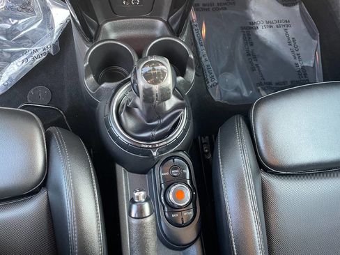 Used 2015 MINI Cooper S image 17