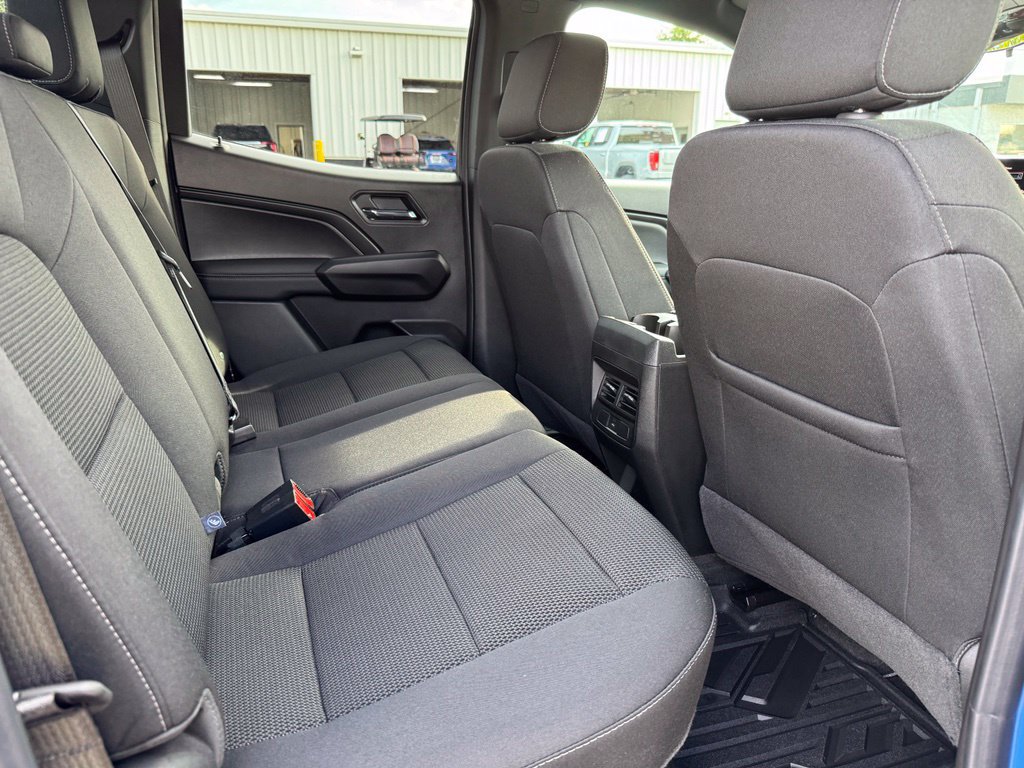 Certified 2026 GMC Canyon Elevation w/ LPO, Black Badging Package AWD/4WD image 29