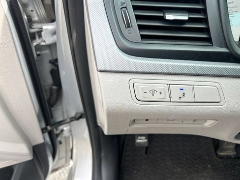 Used 2018 Hyundai Sonata SE FWD image 15