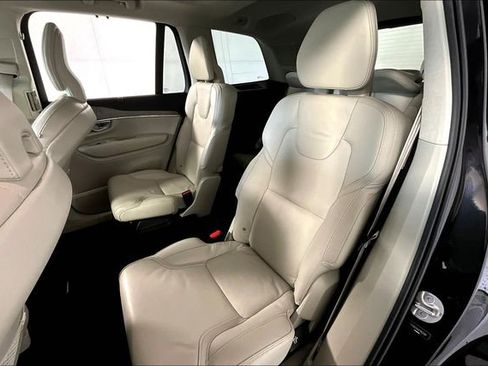Used 2023 Volvo XC90 B6 Ultimate w/ Protection Package Premier image 26
