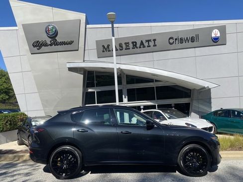 Used 2022 Maserati Levante GT image 4