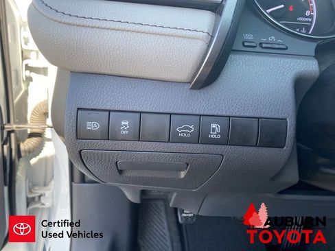 Certified 2021 Toyota Camry SE w/ Blackout Package (TMS) FWD image 33