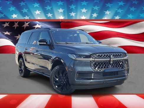 Used 2025 Lincoln Navigator L Reserve w/ Jet Appearance Package image 1