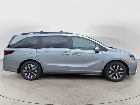 New 2026 Honda Odyssey EX-L image 6