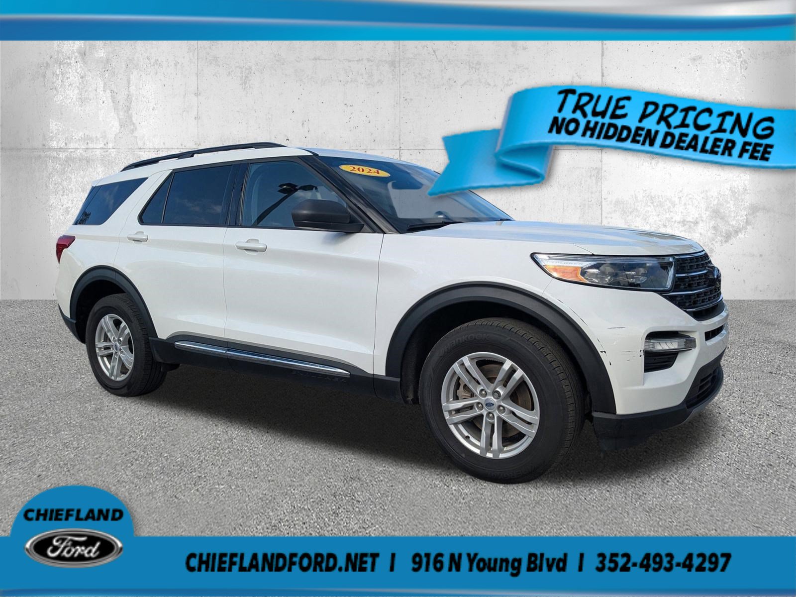 Used 2024 Ford Explorer XLT w/ Equipment Group 202A AWD/4WD image 1