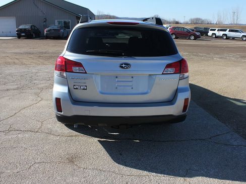 Used 2013 Subaru Outback 2.5i Premium image 7