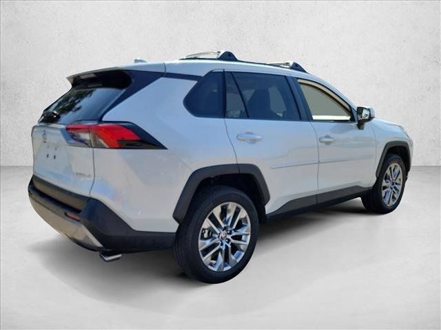Used 2025 Toyota RAV4 Limited FWD image 5