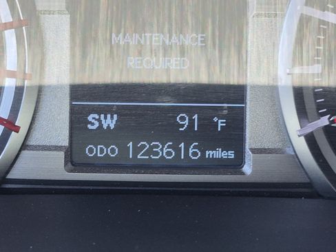 Used 2018 Toyota 4Runner SR5 Premium AWD/4WD image 11