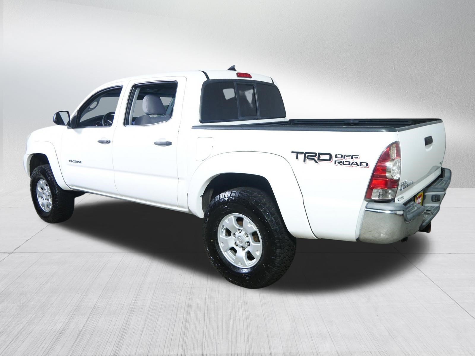 Used 2014 Toyota Tacoma 4x4 Double Cab w/ TRD Off-Road Package image 5