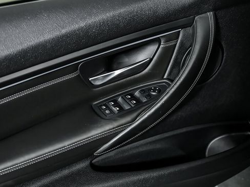 Used 2015 BMW M3 RWD image 13