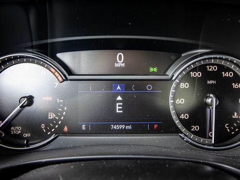 Used 2019 Cadillac XT4 Premium Luxury image 32