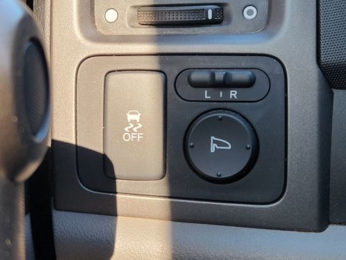 Used 2011 Honda CR-V EX-L image 22