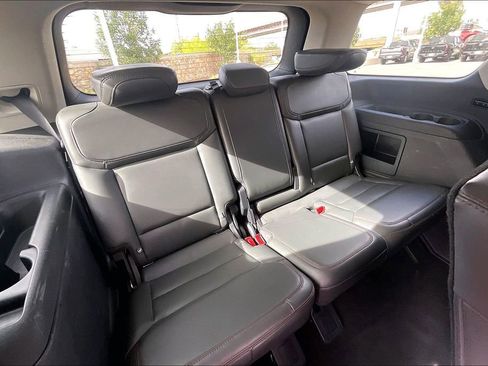 Used 2025 Ford Expedition Active AWD/4WD image 28