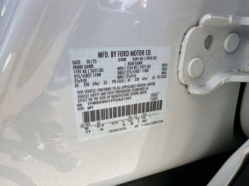 Used 2023 Ford Explorer ST-Line AWD/4WD image 30