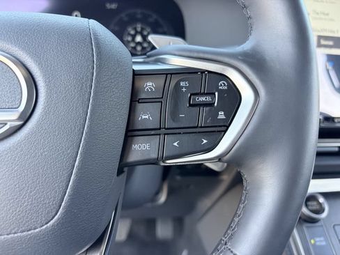 Used 2025 Lexus GX 550 w/ Cold Area Package AWD/4WD image 9