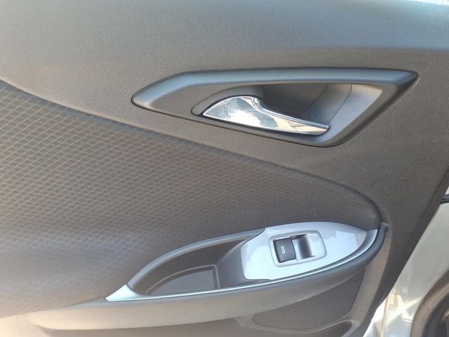 Used 2024 Chevrolet Malibu LT FWD image 8
