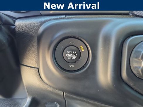 Used 2023 Jeep Gladiator Overland image 25