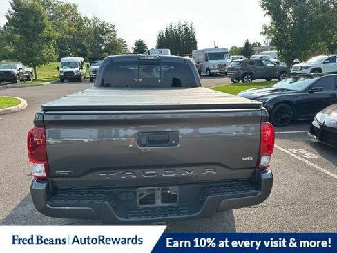 Used 2018 Toyota Tacoma TRD Sport w/ Four Season Floor Mat Package AWD/4WD image 6