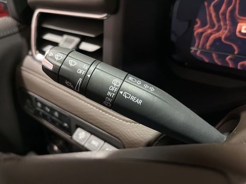 Certified 2024 GMC Yukon XL Denali w/ Denali Reserve Package image 27