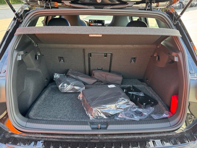 New 2026 Volkswagen Golf w/ Euro Style Package AWD/4WD image 19