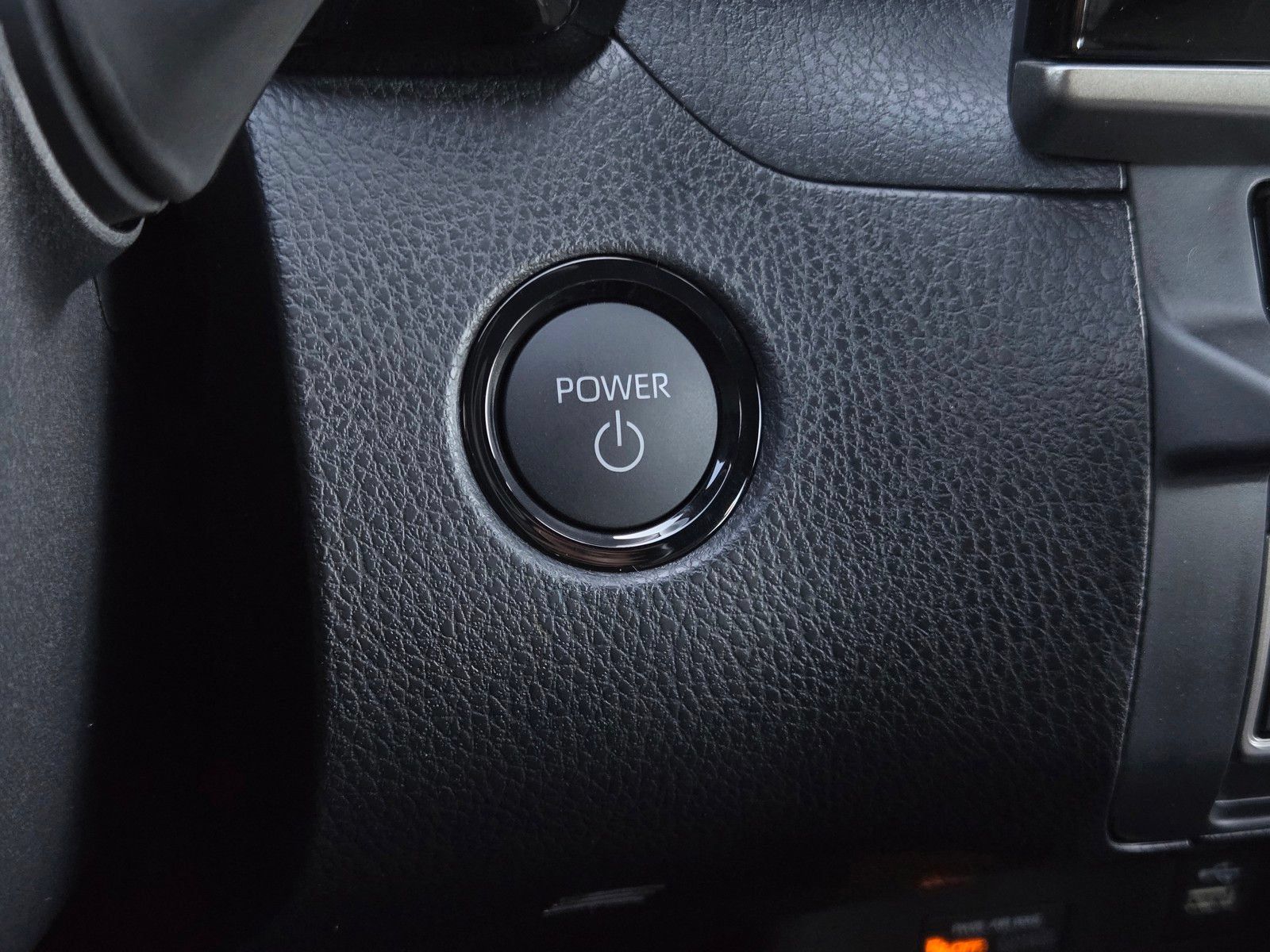 Certified 2026 Toyota Camry SE w/ Convenience Package FWD image 19