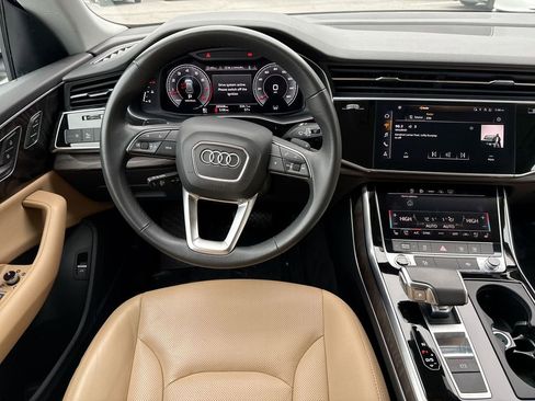 Used 2021 Audi Q8 Premium Plus w/ Premium Plus Package AWD/4WD image 22