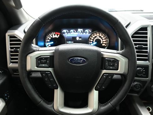 Used 2016 Ford F150 Lariat w/ Equipment Group 502A Luxury AWD/4WD image 27
