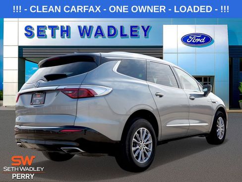 Used 2024 Buick Enclave Premium image 8