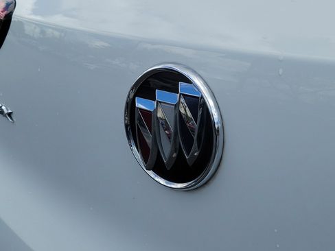 Used 2023 Buick Encore GX Select image 9