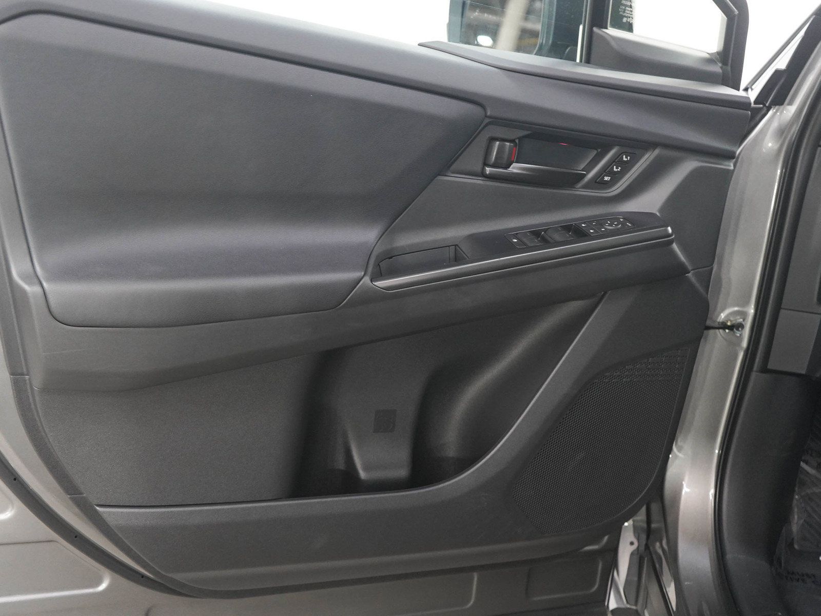Used 2026 Toyota bZ AWD/4WD image 19