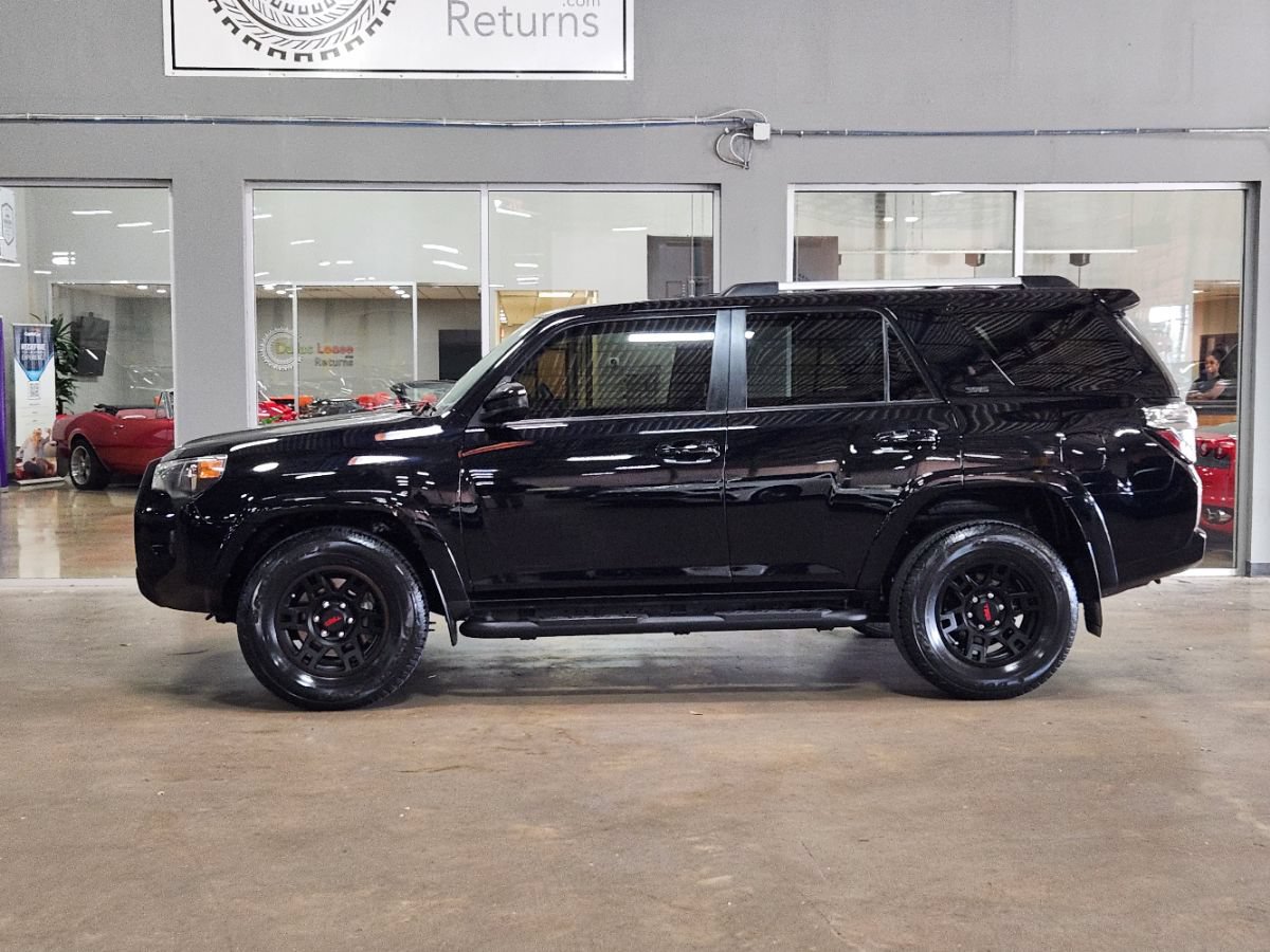 Used 2022 Toyota 4Runner SR5 RWD image 6